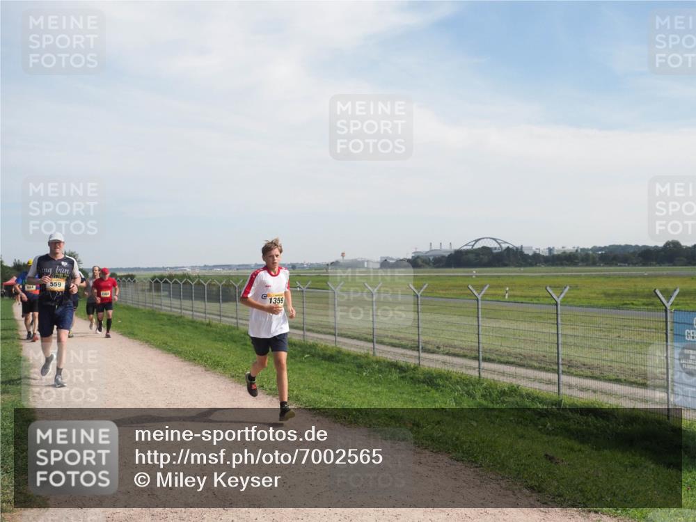 08.09.2024 - Airport Race Miley Keyser http://msf.ph/oto/7002565 08.09.2024 12:24:12 Laufen OLYMPUS, DIGITAL, CAMERA meine-sportfotos.de
