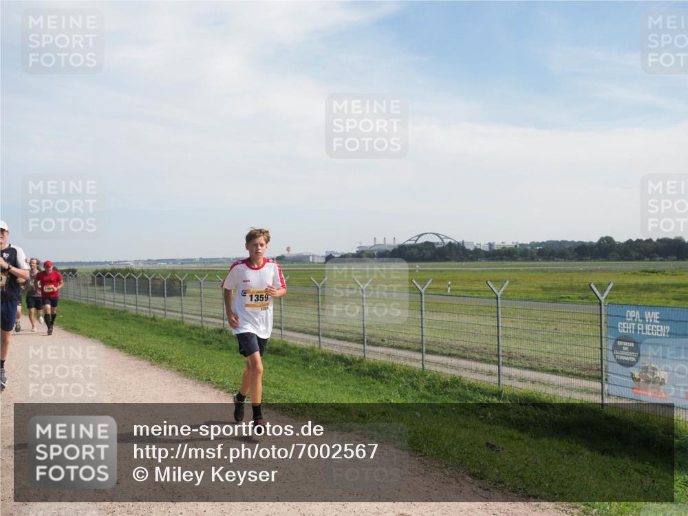 08.09.2024 - Airport Race Miley Keyser http://msf.ph/oto/7002567 08.09.2024 12:24:12 Laufen OLYMPUS, DIGITAL, CAMERA meine-sportfotos.de