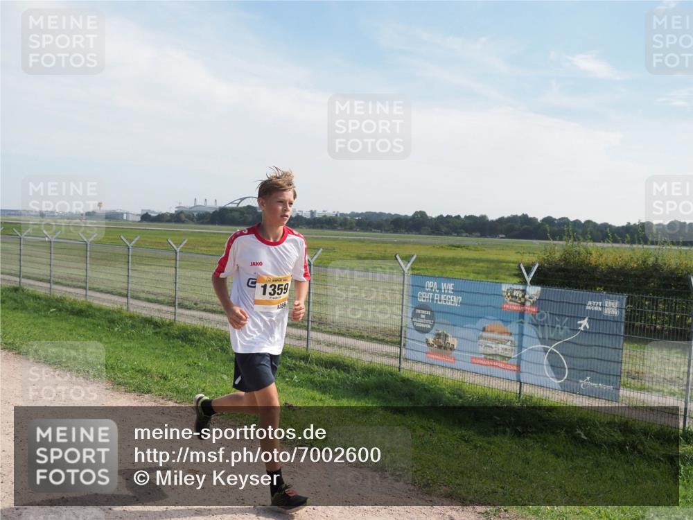 08.09.2024 - Airport Race Miley Keyser http://msf.ph/oto/7002600 08.09.2024 12:24:13 Laufen OLYMPUS, DIGITAL, CAMERA meine-sportfotos.de