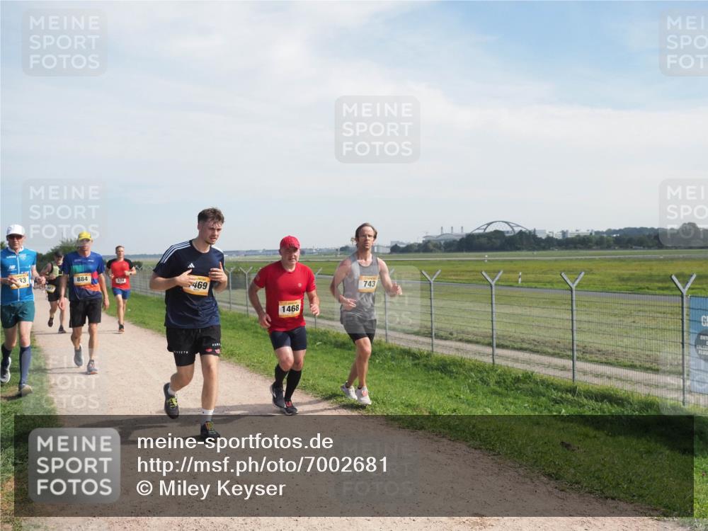 08.09.2024 - Airport Race Miley Keyser http://msf.ph/oto/7002681 08.09.2024 12:24:16 Laufen OLYMPUS, DIGITAL, CAMERA meine-sportfotos.de