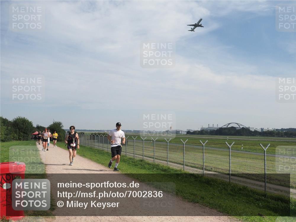 08.09.2024 - Airport Race Miley Keyser http://msf.ph/oto/7002836 08.09.2024 12:24:26 Laufen OLYMPUS, DIGITAL, CAMERA meine-sportfotos.de