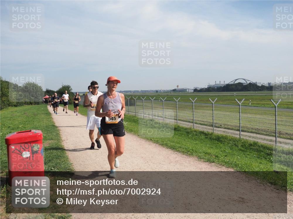 08.09.2024 - Airport Race Miley Keyser http://msf.ph/oto/7002924 08.09.2024 12:24:33 Laufen OLYMPUS, DIGITAL, CAMERA meine-sportfotos.de