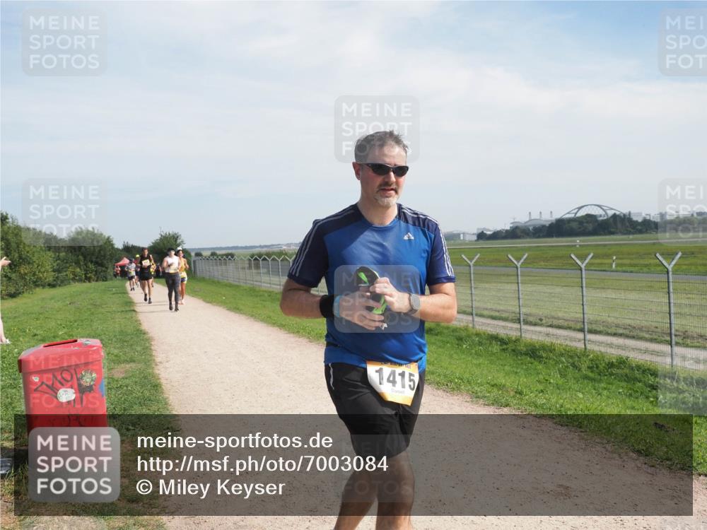 08.09.2024 - Airport Race Miley Keyser http://msf.ph/oto/7003084 08.09.2024 12:24:44 Laufen OLYMPUS, DIGITAL, CAMERA meine-sportfotos.de