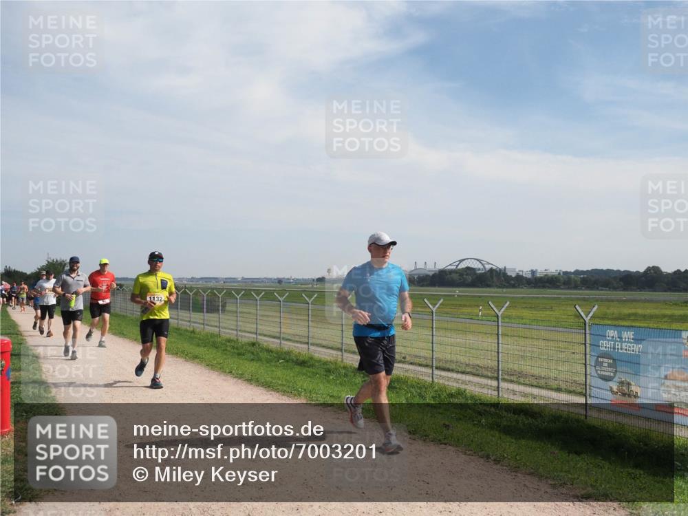 08.09.2024 - Airport Race Miley Keyser http://msf.ph/oto/7003201 08.09.2024 12:24:55 Laufen OLYMPUS, DIGITAL, CAMERA meine-sportfotos.de