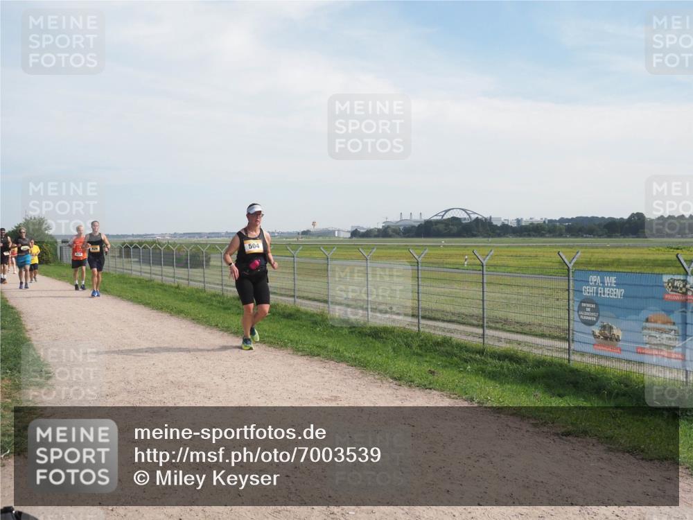 08.09.2024 - Airport Race Miley Keyser http://msf.ph/oto/7003539 08.09.2024 12:25:16 Laufen OLYMPUS, DIGITAL, CAMERA meine-sportfotos.de