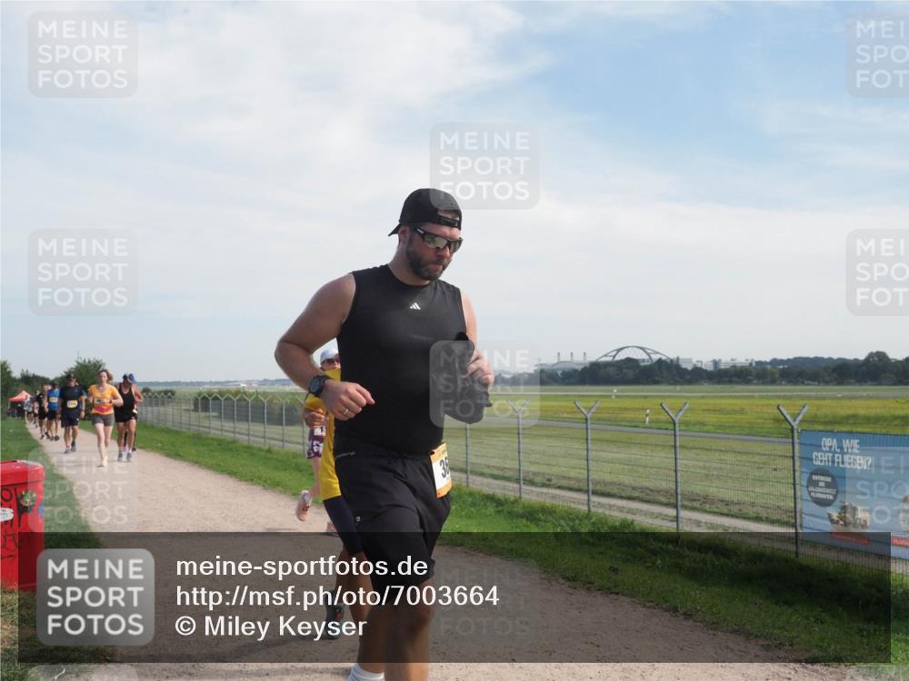 08.09.2024 - Airport Race Miley Keyser http://msf.ph/oto/7003664 08.09.2024 12:25:25 Laufen OLYMPUS, DIGITAL, CAMERA meine-sportfotos.de