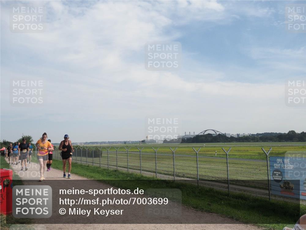 08.09.2024 - Airport Race Miley Keyser http://msf.ph/oto/7003699 08.09.2024 12:25:27 Laufen OLYMPUS, DIGITAL, CAMERA meine-sportfotos.de