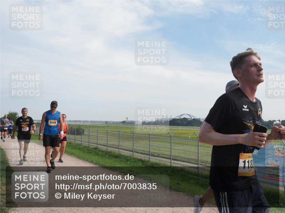 08.09.2024 - Airport Race Miley Keyser http://msf.ph/oto/7003835 08.09.2024 12:25:38 Laufen OLYMPUS, DIGITAL, CAMERA meine-sportfotos.de