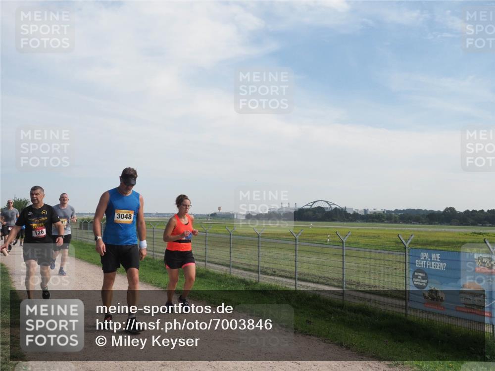 08.09.2024 - Airport Race Miley Keyser http://msf.ph/oto/7003846 08.09.2024 12:25:39 Laufen OLYMPUS, DIGITAL, CAMERA meine-sportfotos.de