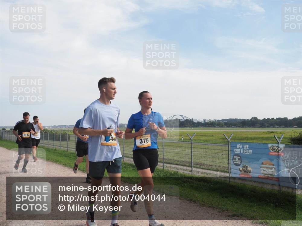 08.09.2024 - Airport Race Miley Keyser http://msf.ph/oto/7004044 08.09.2024 12:25:49 Laufen OLYMPUS, DIGITAL, CAMERA meine-sportfotos.de