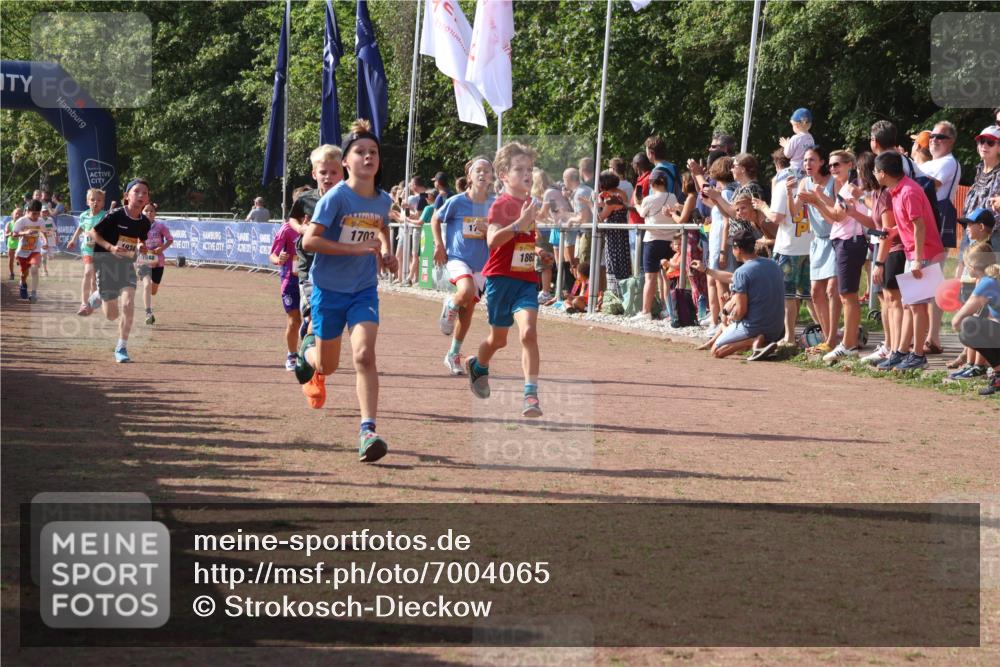 08.09.2024 - Airport Race Strokosch-Dieckow http://msf.ph/oto/7004065 08.09.2024 11:27:20 Ziel 1615, 1616, 1650, 1702, 1703, 1717, 1748, 1777, 1848, 1862, 1899, 1914, 1932, 1934, 3421 meine-sportfotos.de