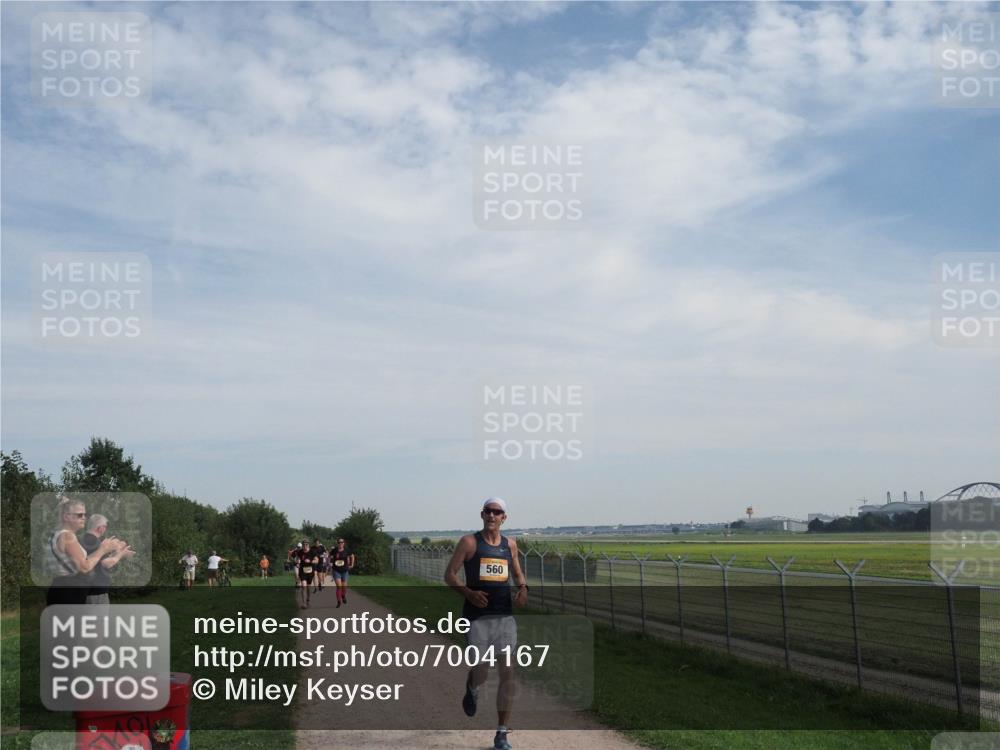 08.09.2024 - Airport Race Miley Keyser http://msf.ph/oto/7004167 08.09.2024 12:25:55 Laufen OLYMPUS, DIGITAL, CAMERA meine-sportfotos.de