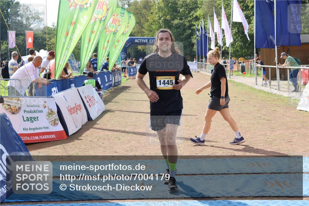 08.09.2024 - Airport Race Strokosch-Dieckow http://msf.ph/oto/7004179 08.09.2024 12:56:29 Ziel 621, 907, 1445 meine-sportfotos.de