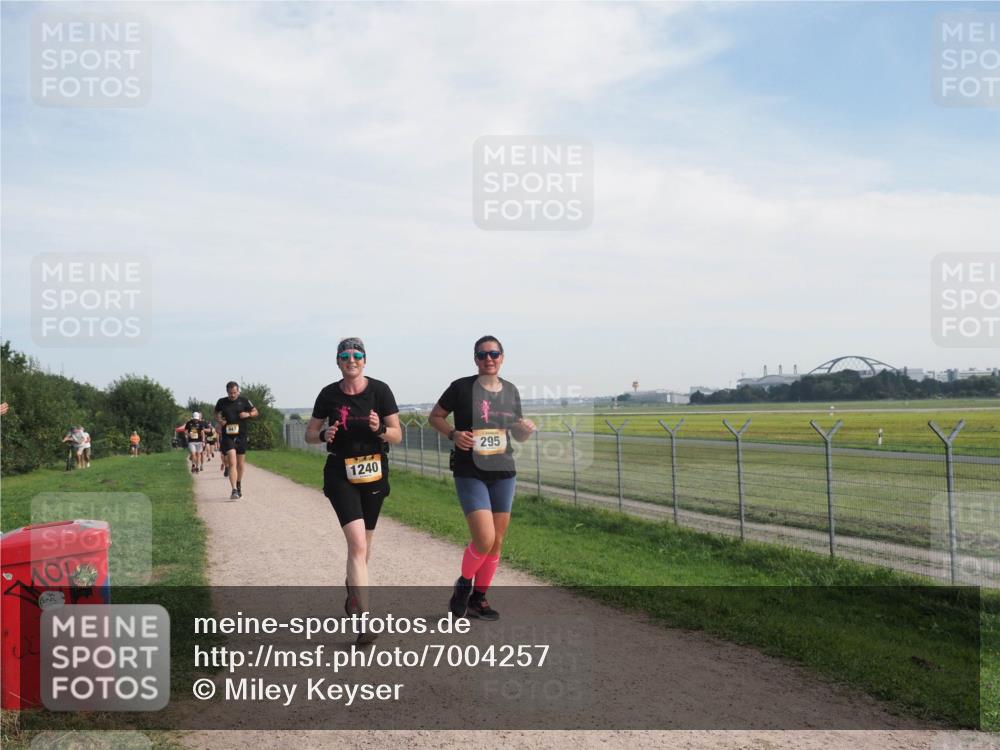 08.09.2024 - Airport Race Miley Keyser http://msf.ph/oto/7004257 08.09.2024 12:26:03 Laufen OLYMPUS, DIGITAL, CAMERA meine-sportfotos.de