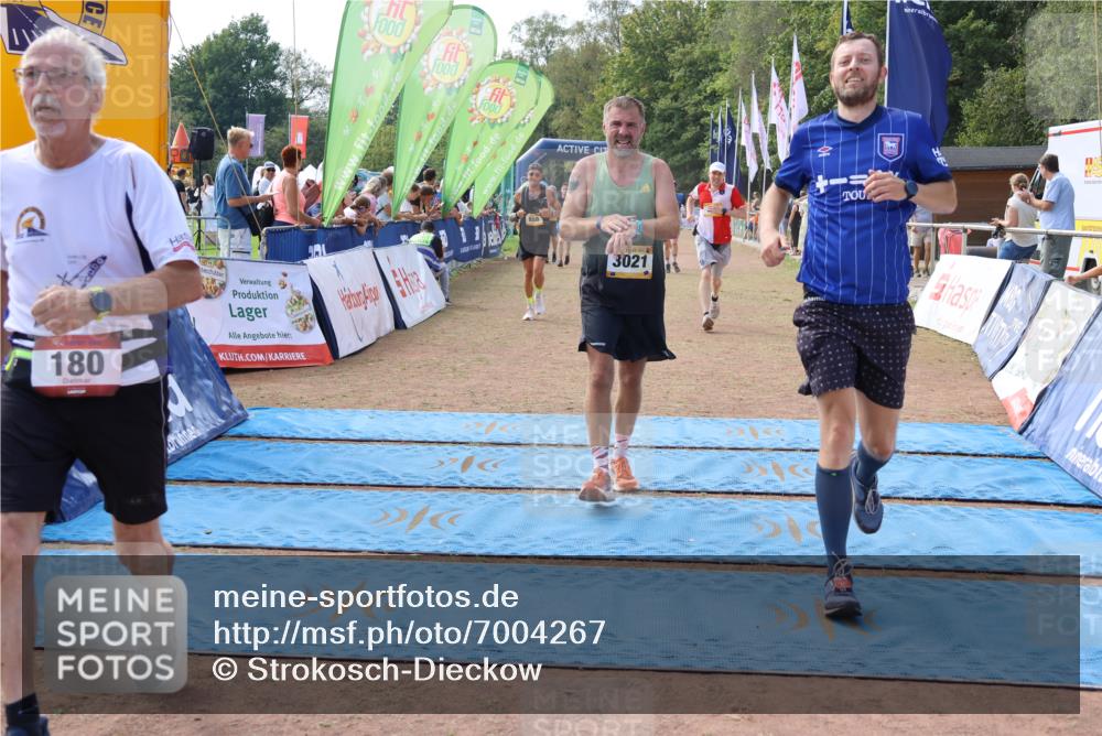 08.09.2024 - Airport Race Strokosch-Dieckow http://msf.ph/oto/7004267 08.09.2024 12:33:40 Ziel 180, 197, 308, 673, 858, 940, 1302, 1346, 1422, 3021, 3116, 3124 meine-sportfotos.de