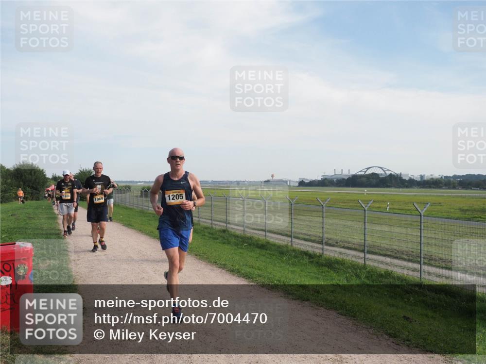 08.09.2024 - Airport Race Miley Keyser http://msf.ph/oto/7004470 08.09.2024 12:26:14 Laufen OLYMPUS, DIGITAL, CAMERA meine-sportfotos.de