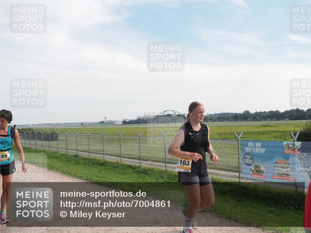 08.09.2024 - Airport Race Miley Keyser http://msf.ph/oto/7004861 08.09.2024 12:26:35 Laufen OLYMPUS, DIGITAL, CAMERA meine-sportfotos.de