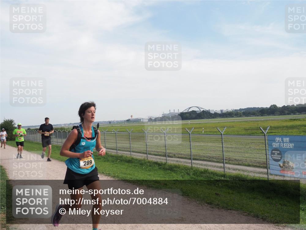 08.09.2024 - Airport Race Miley Keyser http://msf.ph/oto/7004884 08.09.2024 12:26:36 Laufen OLYMPUS, DIGITAL, CAMERA meine-sportfotos.de