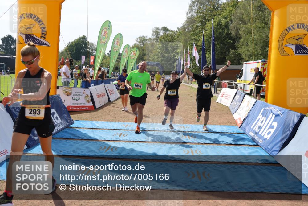 08.09.2024 - Airport Race Strokosch-Dieckow http://msf.ph/oto/7005166 08.09.2024 12:57:26 Ziel 293, 298, 448, 525, 755, 827, 983, 1052, 1325 meine-sportfotos.de