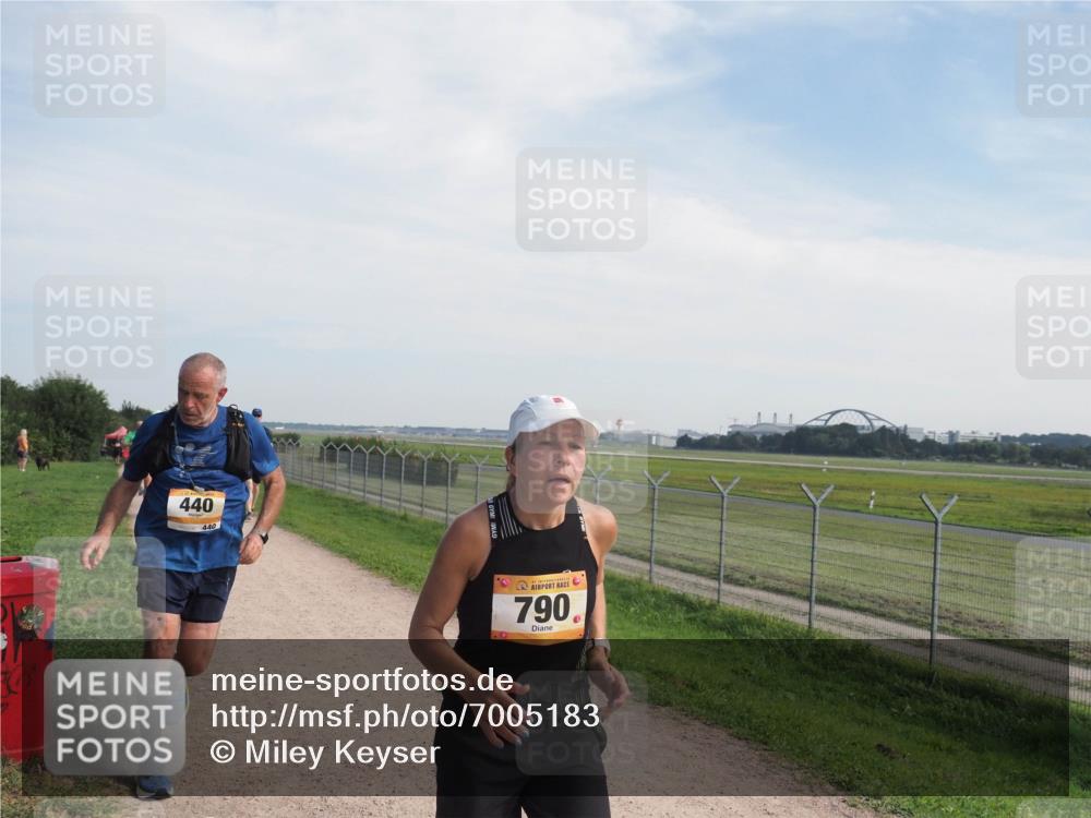 08.09.2024 - Airport Race Miley Keyser http://msf.ph/oto/7005183 08.09.2024 12:26:49 Laufen OLYMPUS, DIGITAL, CAMERA meine-sportfotos.de