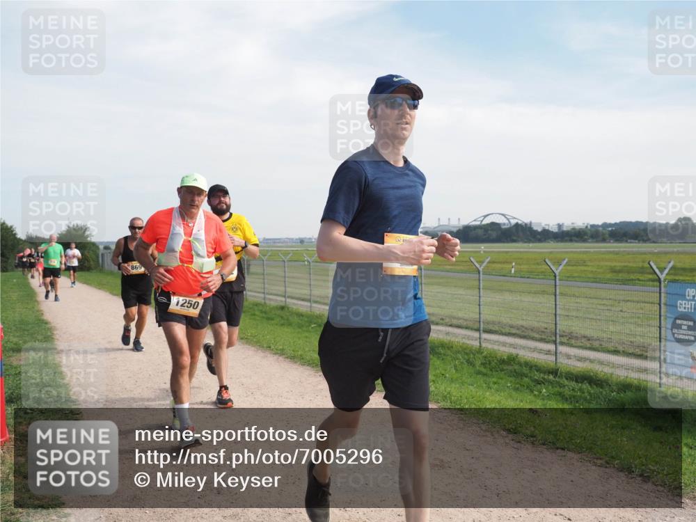 08.09.2024 - Airport Race Miley Keyser http://msf.ph/oto/7005296 08.09.2024 12:26:55 Laufen OLYMPUS, DIGITAL, CAMERA meine-sportfotos.de