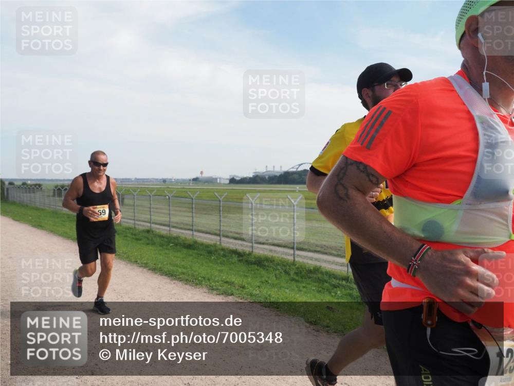 08.09.2024 - Airport Race Miley Keyser http://msf.ph/oto/7005348 08.09.2024 12:26:56 Laufen OLYMPUS, DIGITAL, CAMERA meine-sportfotos.de