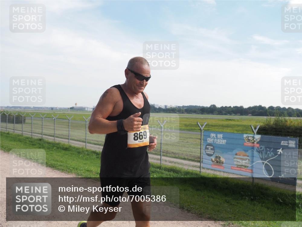 08.09.2024 - Airport Race Miley Keyser http://msf.ph/oto/7005386 08.09.2024 12:26:58 Laufen OLYMPUS, DIGITAL, CAMERA meine-sportfotos.de