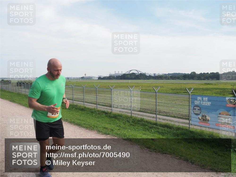 08.09.2024 - Airport Race Miley Keyser http://msf.ph/oto/7005490 08.09.2024 12:27:05 Laufen OLYMPUS, DIGITAL, CAMERA meine-sportfotos.de