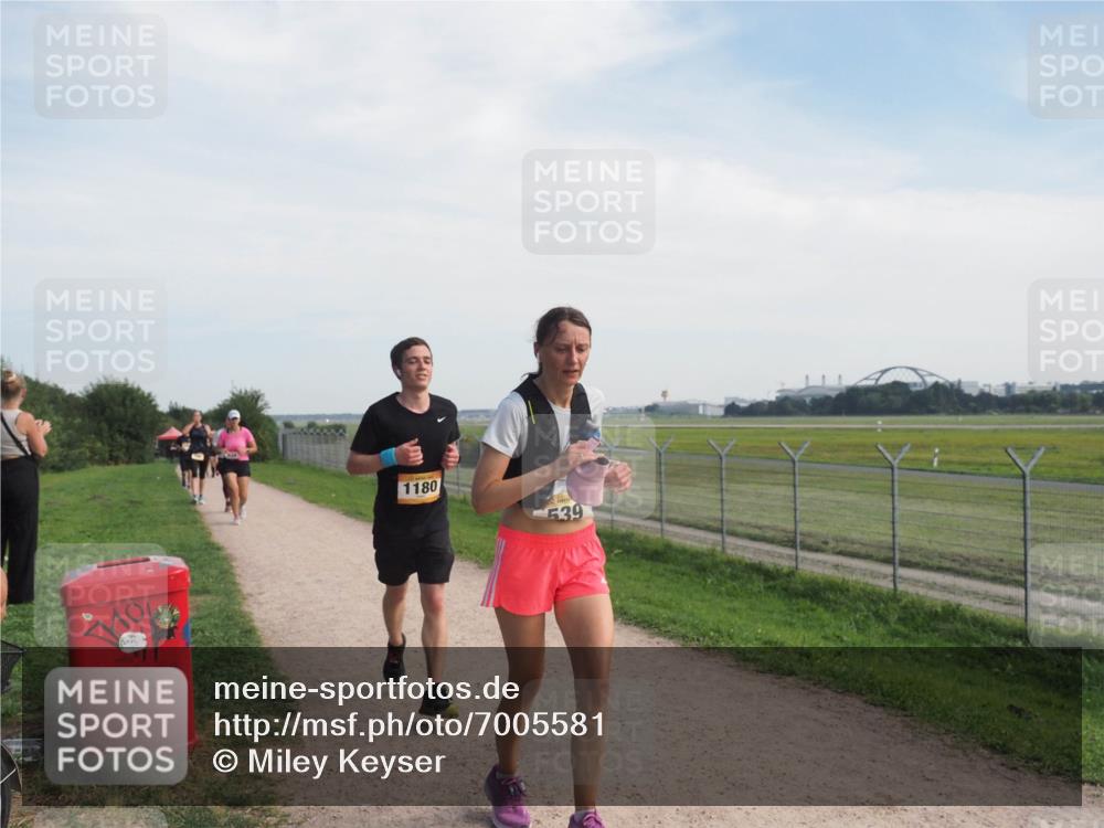 08.09.2024 - Airport Race Miley Keyser http://msf.ph/oto/7005581 08.09.2024 12:27:09 Laufen OLYMPUS, DIGITAL, CAMERA meine-sportfotos.de