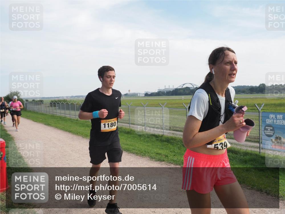 08.09.2024 - Airport Race Miley Keyser http://msf.ph/oto/7005614 08.09.2024 12:27:10 Laufen OLYMPUS, DIGITAL, CAMERA meine-sportfotos.de