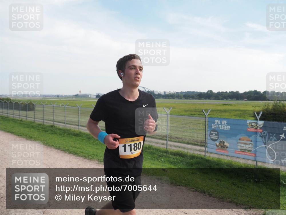 08.09.2024 - Airport Race Miley Keyser http://msf.ph/oto/7005644 08.09.2024 12:27:10 Laufen OLYMPUS, DIGITAL, CAMERA meine-sportfotos.de