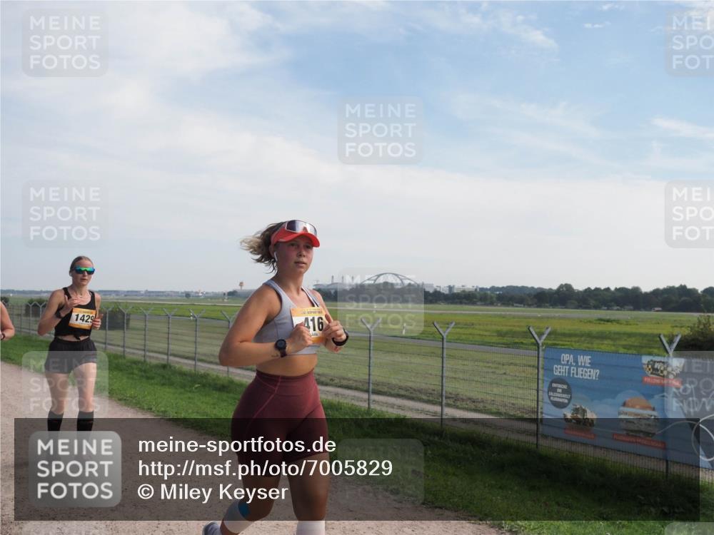 08.09.2024 - Airport Race Miley Keyser http://msf.ph/oto/7005829 08.09.2024 12:27:22 Laufen OLYMPUS, DIGITAL, CAMERA meine-sportfotos.de