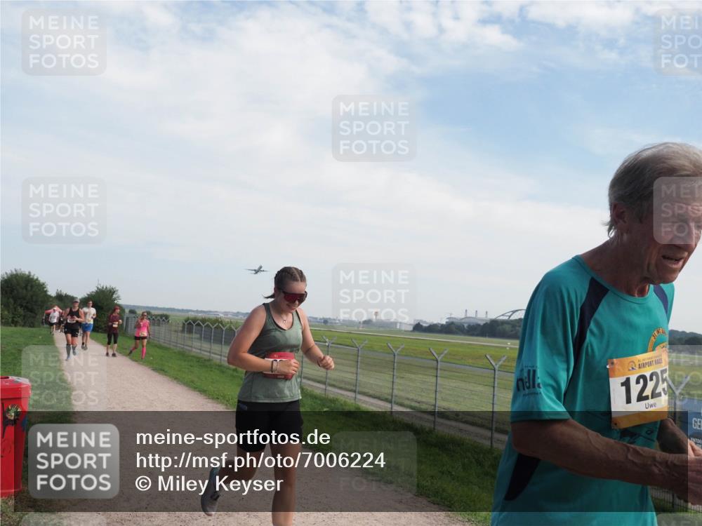 08.09.2024 - Airport Race Miley Keyser http://msf.ph/oto/7006224 08.09.2024 12:27:39 Laufen OLYMPUS, DIGITAL, CAMERA meine-sportfotos.de