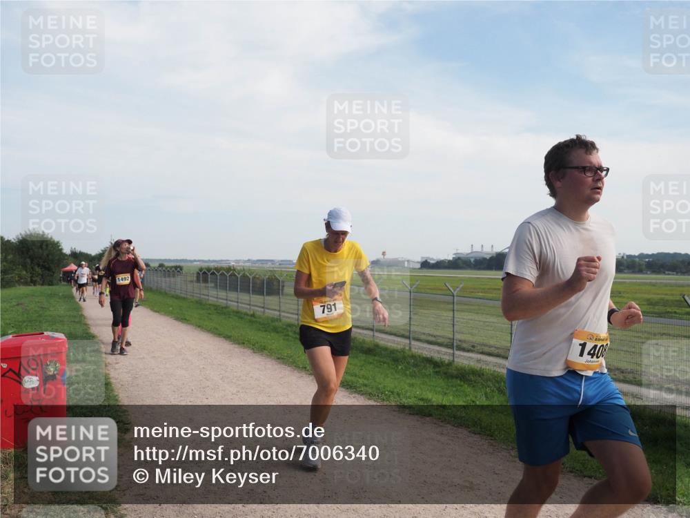 08.09.2024 - Airport Race Miley Keyser http://msf.ph/oto/7006340 08.09.2024 12:27:48 Laufen OLYMPUS, DIGITAL, CAMERA meine-sportfotos.de