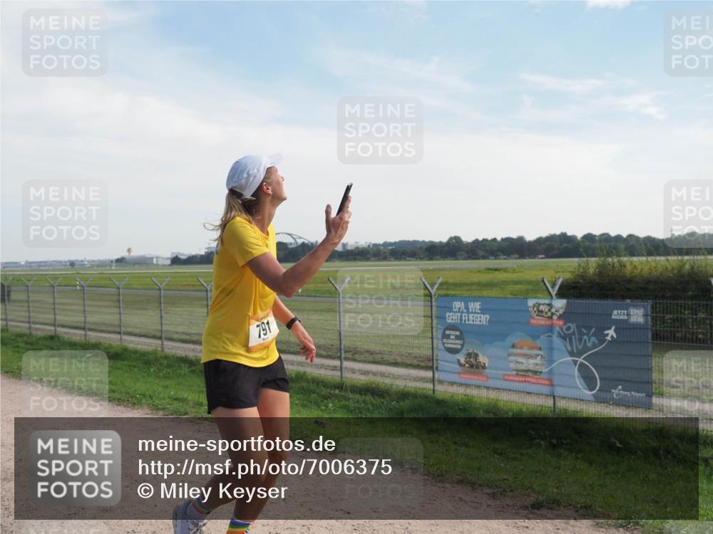 08.09.2024 - Airport Race Miley Keyser http://msf.ph/oto/7006375 08.09.2024 12:27:49 Laufen OLYMPUS, DIGITAL, CAMERA meine-sportfotos.de