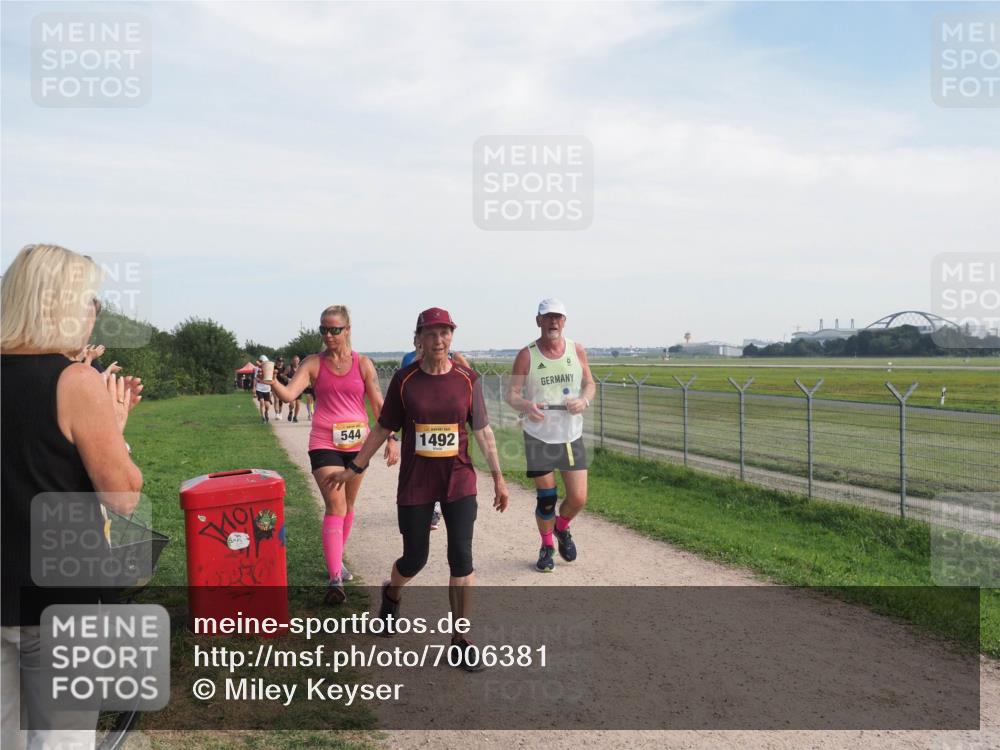 08.09.2024 - Airport Race Miley Keyser http://msf.ph/oto/7006381 08.09.2024 12:27:52 Laufen OLYMPUS, DIGITAL, CAMERA meine-sportfotos.de