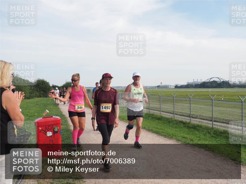 08.09.2024 - Airport Race Miley Keyser http://msf.ph/oto/7006389 08.09.2024 12:27:52 Laufen OLYMPUS, DIGITAL, CAMERA meine-sportfotos.de