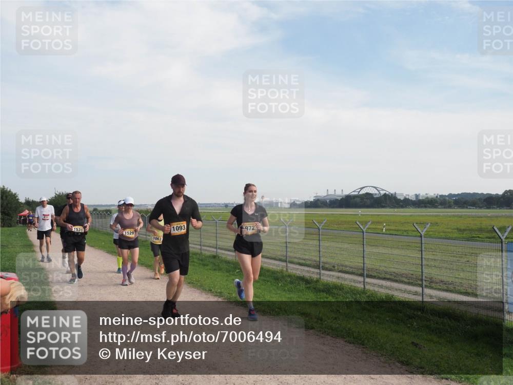 08.09.2024 - Airport Race Miley Keyser http://msf.ph/oto/7006494 08.09.2024 12:27:59 Laufen OLYMPUS, DIGITAL, CAMERA meine-sportfotos.de