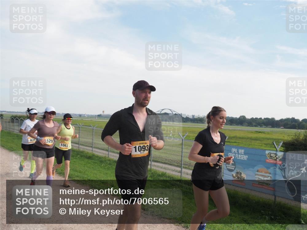 08.09.2024 - Airport Race Miley Keyser http://msf.ph/oto/7006565 08.09.2024 12:28:00 Laufen OLYMPUS, DIGITAL, CAMERA meine-sportfotos.de