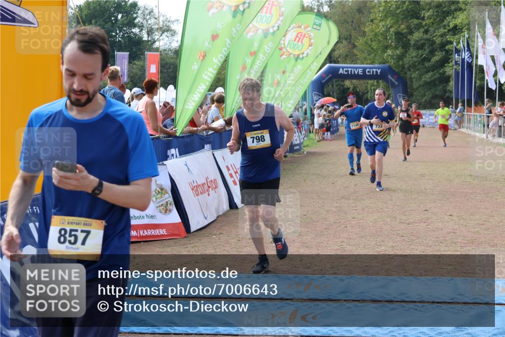 08.09.2024 - Airport Race Strokosch-Dieckow http://msf.ph/oto/7006643 08.09.2024 12:34:51 Ziel 231, 520, 662, 733, 798, 857, 1072, 1148 meine-sportfotos.de