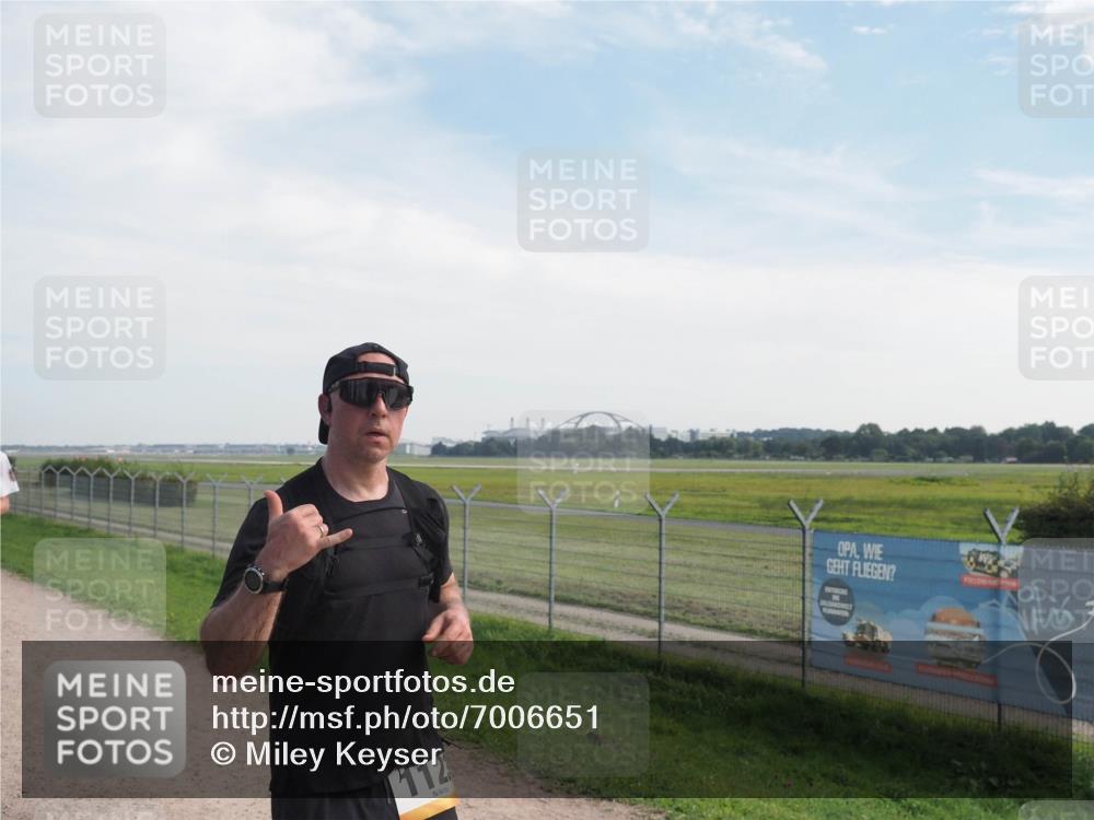 08.09.2024 - Airport Race Miley Keyser http://msf.ph/oto/7006651 08.09.2024 12:28:03 Laufen OLYMPUS, DIGITAL, CAMERA meine-sportfotos.de