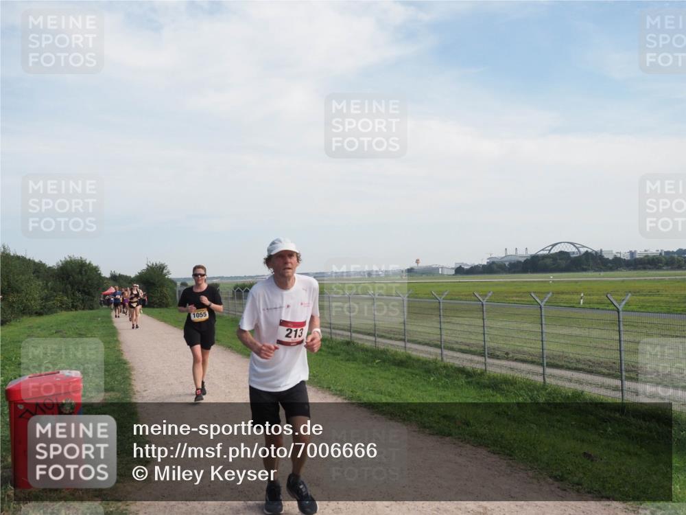 08.09.2024 - Airport Race Miley Keyser http://msf.ph/oto/7006666 08.09.2024 12:28:04 Laufen OLYMPUS, DIGITAL, CAMERA meine-sportfotos.de