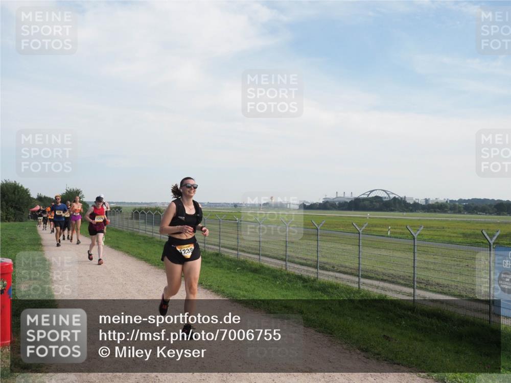 08.09.2024 - Airport Race Miley Keyser http://msf.ph/oto/7006755 08.09.2024 12:28:12 Laufen OLYMPUS, DIGITAL, CAMERA meine-sportfotos.de