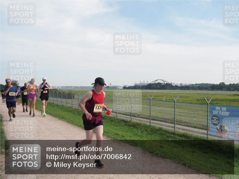 08.09.2024 - Airport Race Miley Keyser http://msf.ph/oto/7006842 08.09.2024 12:28:15 Laufen OLYMPUS, DIGITAL, CAMERA meine-sportfotos.de