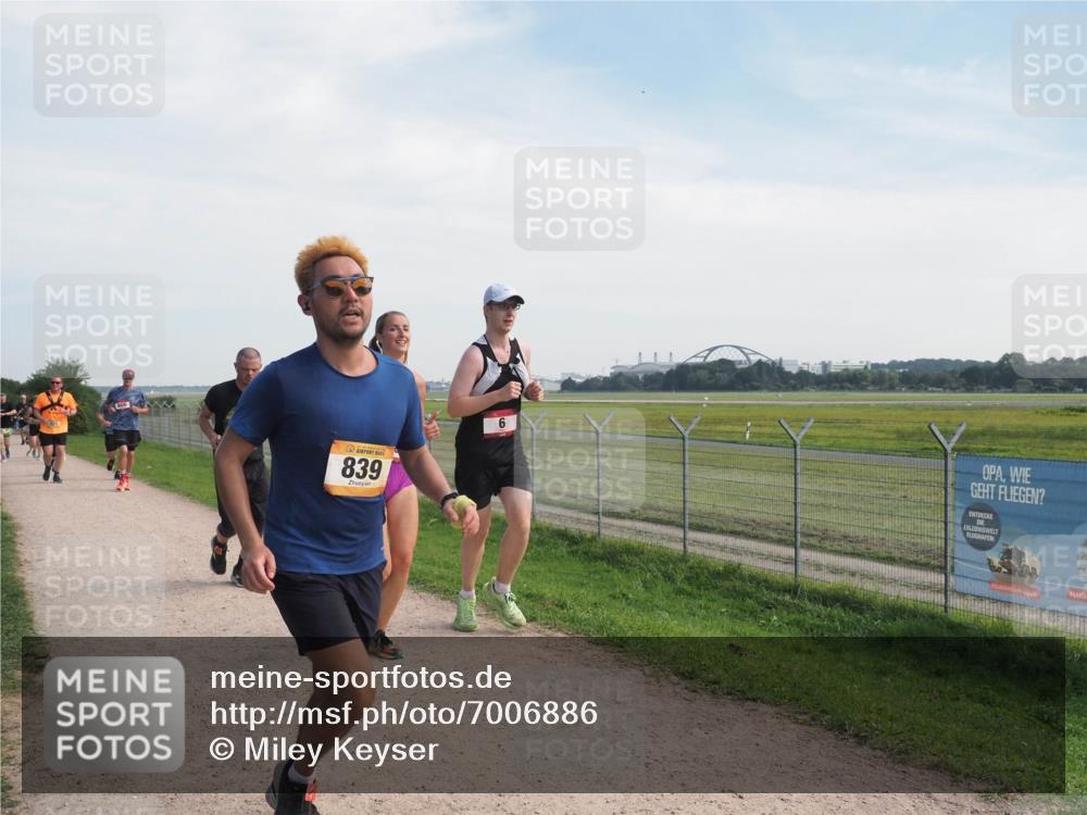 08.09.2024 - Airport Race Miley Keyser http://msf.ph/oto/7006886 08.09.2024 12:28:18 Laufen OLYMPUS, DIGITAL, CAMERA meine-sportfotos.de