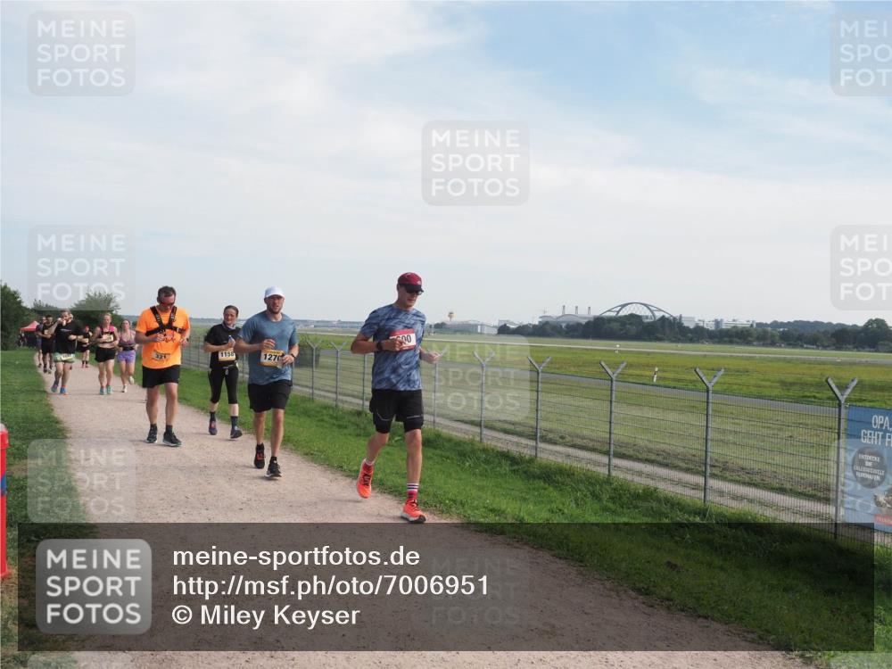 08.09.2024 - Airport Race Miley Keyser http://msf.ph/oto/7006951 08.09.2024 12:28:22 Laufen OLYMPUS, DIGITAL, CAMERA meine-sportfotos.de