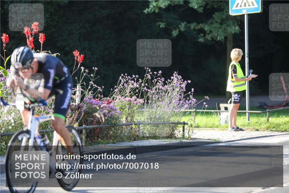 08.09.2024 - Stadtparktriathlon Zöllner http://msf.ph/oto/7007018 08.09.2024 08:49:55 Radfahren 49, 51, 59, 75 meine-sportfotos.de