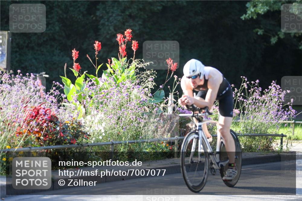 08.09.2024 - Stadtparktriathlon Zöllner http://msf.ph/oto/7007077 08.09.2024 08:50:01 Radfahren 5, 51, 59 meine-sportfotos.de
