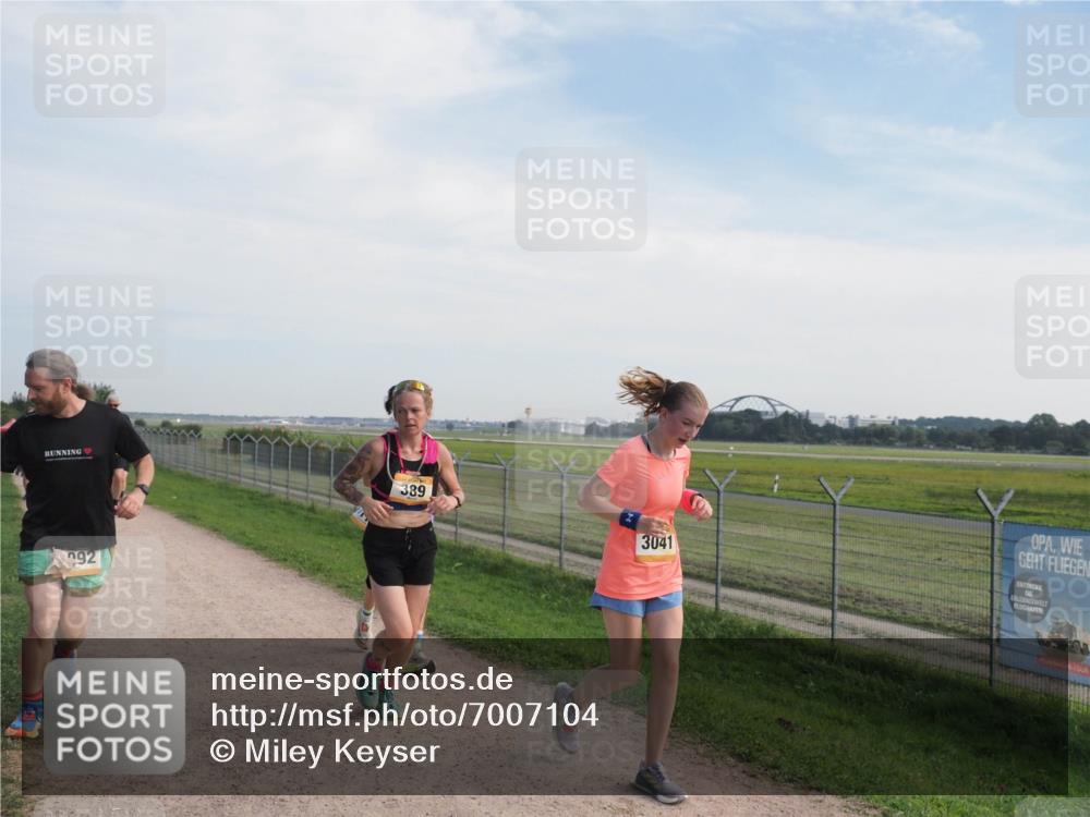 08.09.2024 - Airport Race Miley Keyser http://msf.ph/oto/7007104 08.09.2024 12:28:27 Laufen OLYMPUS, DIGITAL, CAMERA meine-sportfotos.de
