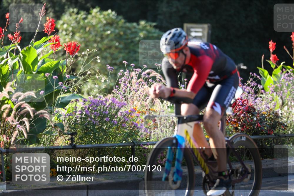 08.09.2024 - Stadtparktriathlon Zöllner http://msf.ph/oto/7007120 08.09.2024 08:50:09 Radfahren 1, 5, 22, 56 meine-sportfotos.de